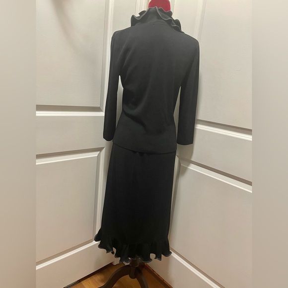 Cyrus Knit Skirt & Top Trimmed In Genuine Leather. - Picture 11 of 11